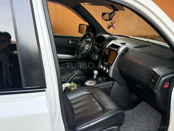 Nissan X-Trail 2013, 280,000 km - 2.5 l - Bakı
