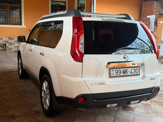 Nissan X-Trail 2013, 280,000 km - 2.5 l - Bakı