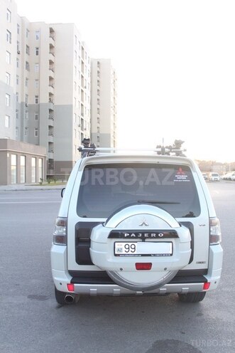 Mitsubishi Pajero 2009, 201,000 km - 3.5 l - Bakı