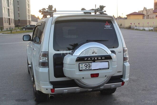 Mitsubishi Pajero 2009, 201,000 km - 3.5 l - Bakı