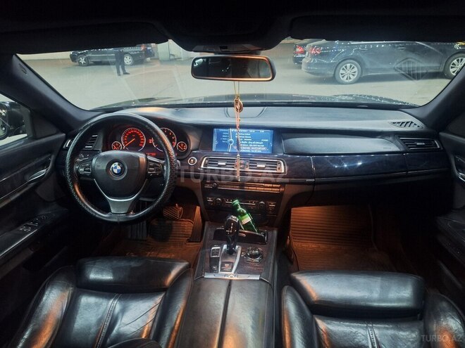 BMW 740 2009, 196,000 km - 3.0 l - Naxçıvan