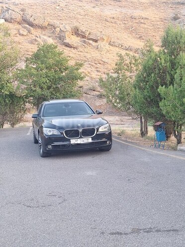 BMW 740 2009, 196,000 km - 3.0 l - Naxçıvan