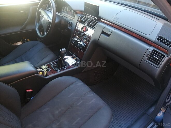 Mercedes E 200 2000, 450,000 km - 2.0 l - Bakı