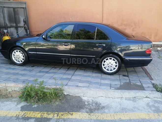 Mercedes E 200 2000, 450,000 km - 2.0 l - Bakı