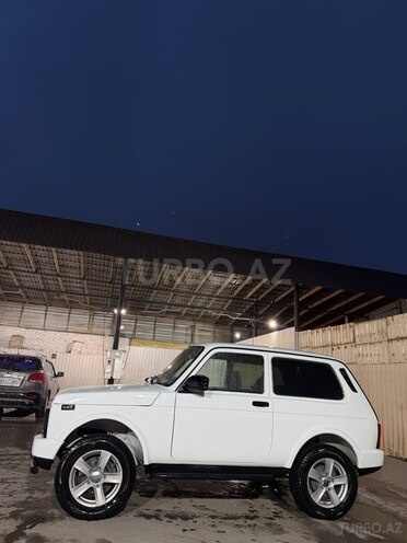 LADA (VAZ) Niva 2015, 226,000 km - 1.7 л - Qusar
