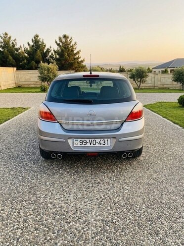 Opel Astra 2006, 200,000 km - 1.4 l - Tovuz