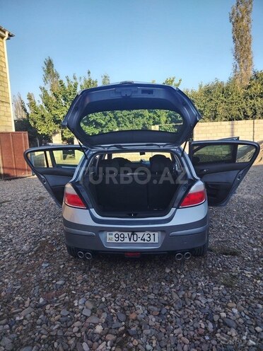 Opel Astra 2006, 200,000 km - 1.4 l - Tovuz