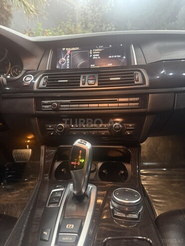 BMW 528 2015, 220,000 km - 2.0 л - Şirvan