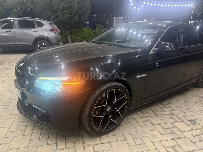 BMW 528 2015, 220,000 km - 2.0 л - Şirvan