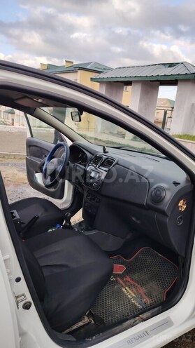 Renault Logan 2013, 400,000 km - 1.6 l - 