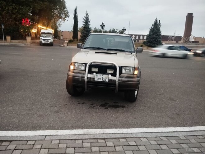 Opel  1994, 241,355 km - 3.1 l - Göygöl