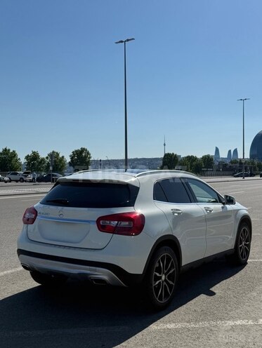 Mercedes GLA 250 2015, 137,000 km - 2.0 l - Bakı