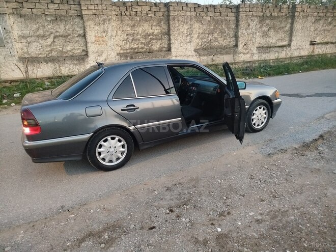 Mercedes C 240 1998, 305,000 km - 2.4 l - Bakı