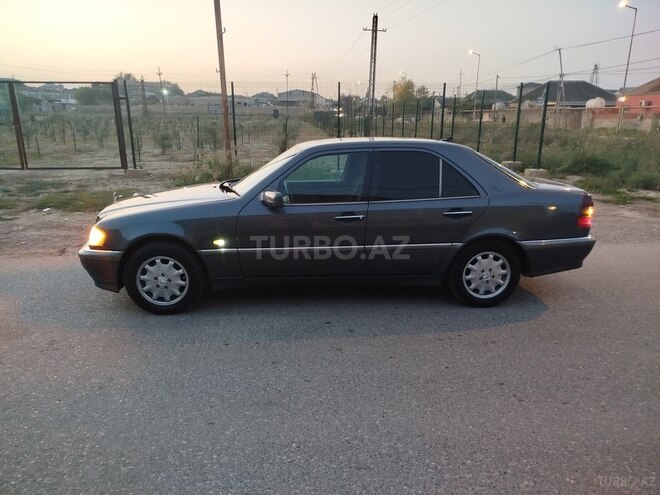 Mercedes C 240 1998, 305,000 km - 2.4 l - Bakı