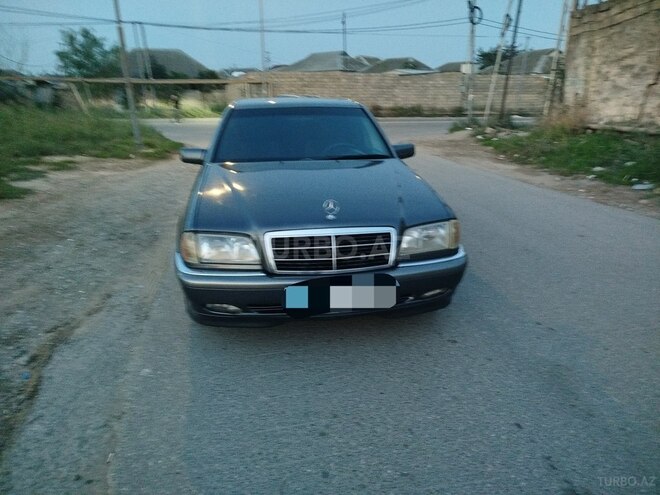 Mercedes C 240 1998, 305,000 km - 2.4 l - Bakı