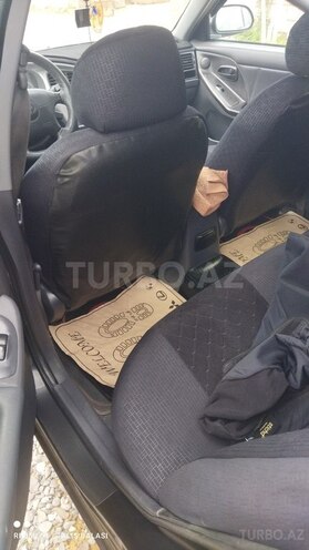 Hyundai Elantra 2003, 407,338 km - 2.0 л - Bakı