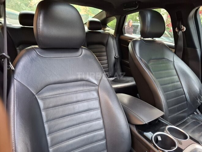 Ford Fusion (North America) 2012, 295,983 km - 1.6 л - Sumqayıt