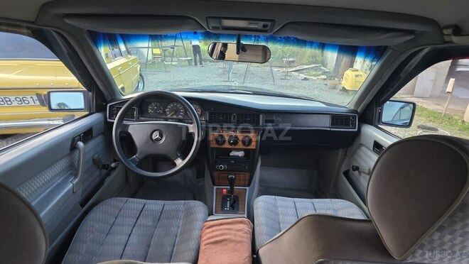 Mercedes 190 1992, 250,000 km - 2.0 л - Zərdab
