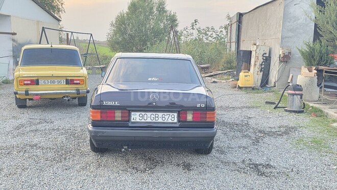 Mercedes 190 1992, 250,000 km - 2.0 л - Zərdab