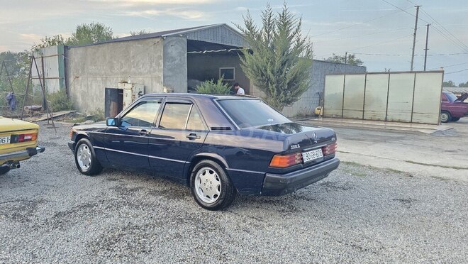 Mercedes 190 1992, 250,000 km - 2.0 л - Zərdab
