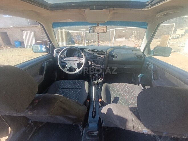 Volkswagen Golf 1993, 200,220 km - 1.8 l - Bakı