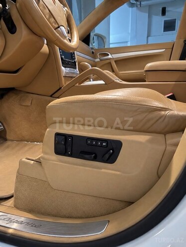 Porsche Cayenne Turbo 2008, 115,000 km - 4.8 l - Bakı