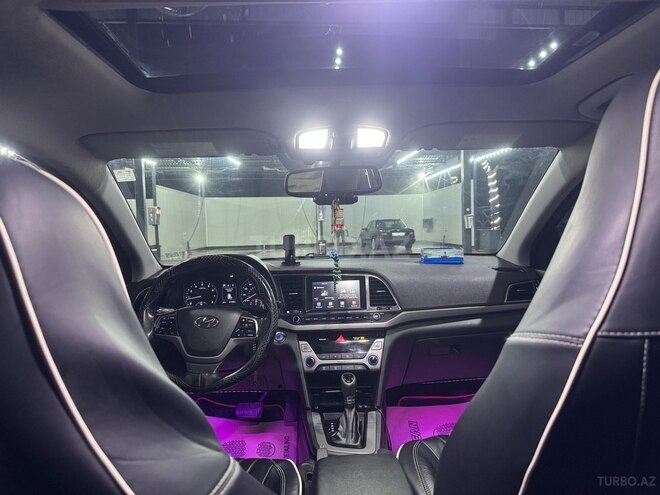 Hyundai Elantra 2018, 226,918 km - 2.0 l - Bakı