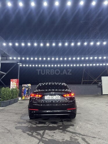 Hyundai Elantra 2018, 226,918 km - 2.0 l - Bakı
