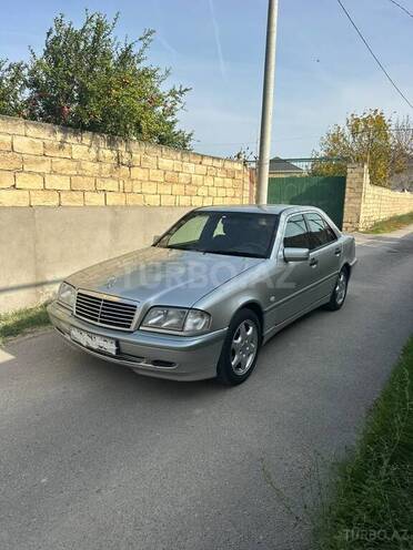 Mercedes C 230 2000, 452,478 km - 2.3 l - Sumqayıt