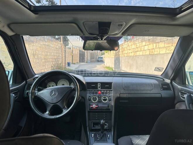 Mercedes C 230 2000, 452,478 km - 2.3 l - Sumqayıt