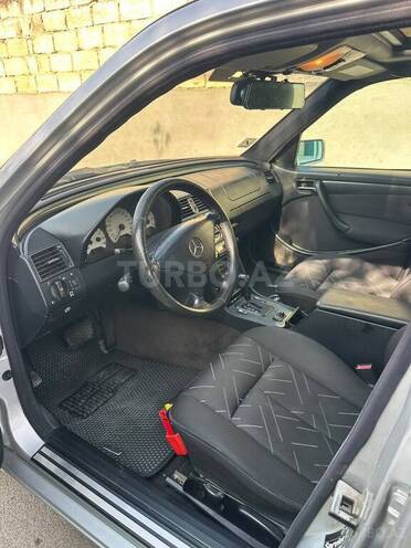 Mercedes C 230 2000, 452,478 km - 2.3 l - Sumqayıt