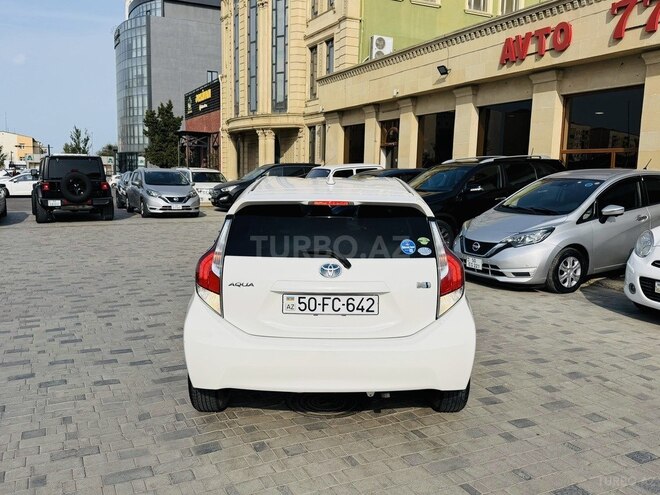 Toyota Aqua 2016, 68,000 km - 1.5 л - Sumqayıt