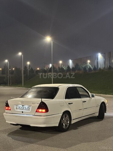 Mercedes C 200 1995, 265,000 km - 2.0 л - Bakı