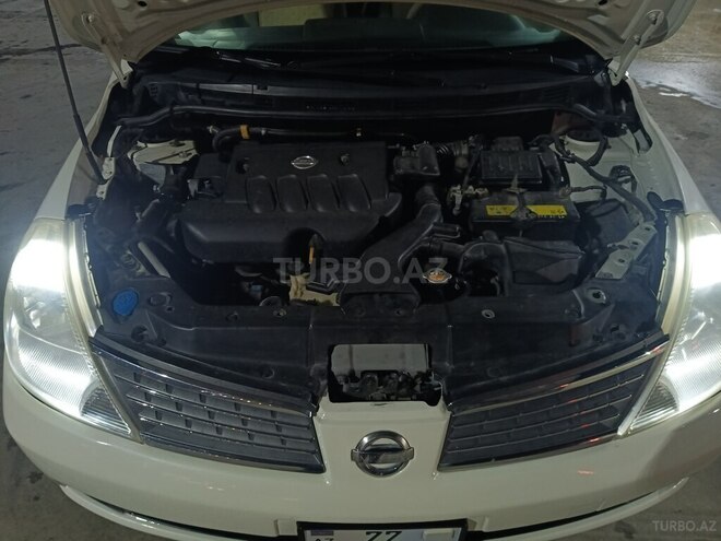 Nissan Tiida 2007, 220,000 km - 1.8 л - Bakı