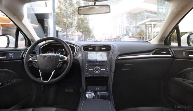 Ford Fusion (North America) 2020, 211,000 km - 2.0 л - Bakı