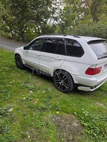 BMW X5 2002, 348,000 km - 4.4 l - Zaqatala