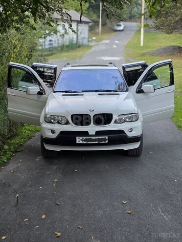 BMW X5 2002, 348,000 km - 4.4 l - Zaqatala