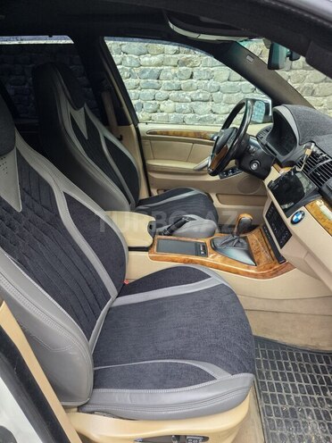 BMW X5 2002, 348,000 km - 4.4 l - Zaqatala