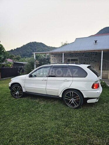 BMW X5 2002, 348,000 km - 4.4 l - Zaqatala