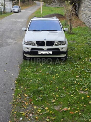 BMW X5 2002, 348,000 km - 4.4 l - Zaqatala