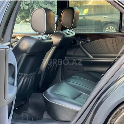 Mercedes E 270 2001, 400,000 km - 2.7 l - Bakı