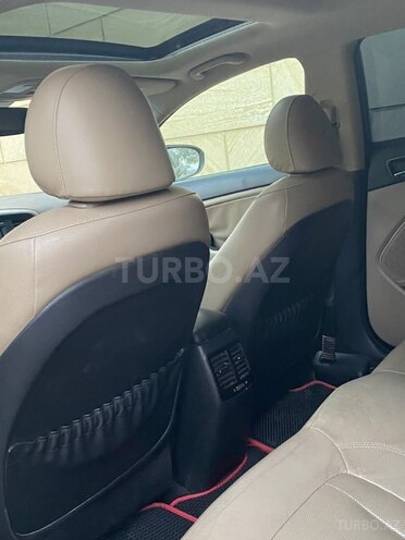 Kia Optima 2011, 238,183 km - 2.4 l - Quba