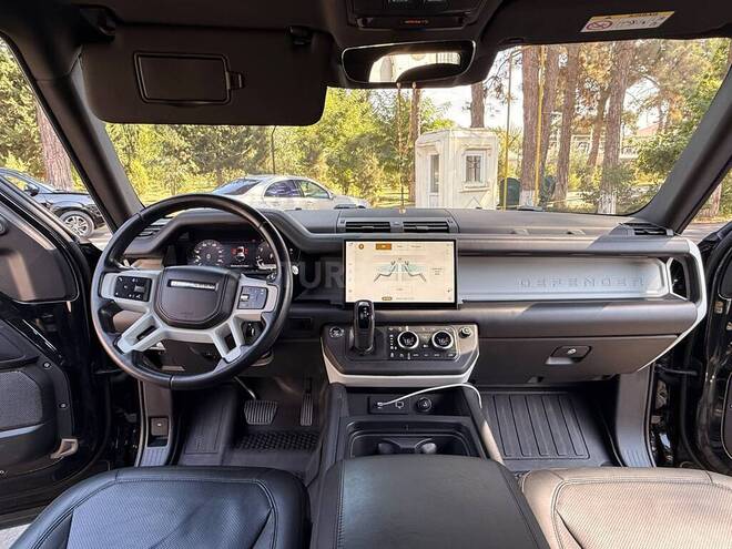 Land Rover Defender 2022, 72,380 km - 3.0 l - Bakı