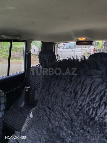 Mitsubishi Pajero io 2000, 250,000 km - 2.0 l - Yardımlı