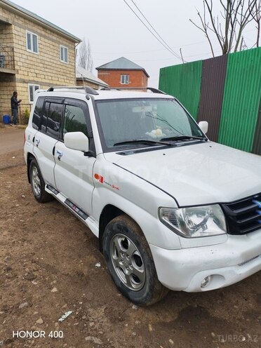 Mitsubishi Pajero io 2000, 250,000 km - 2.0 l - Yardımlı
