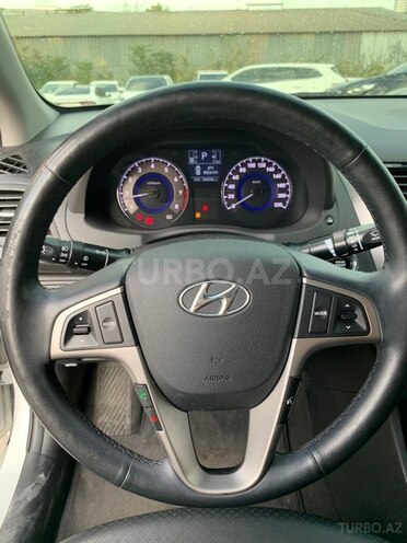 Hyundai Accent 2017, 100,000 km - 1.4 l - Bakı