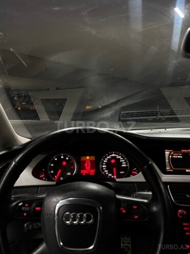 Audi A4 2009, 286,000 km - 1.8 l - Bakı
