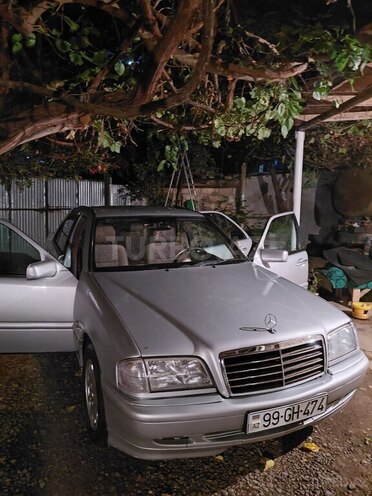 Mercedes C 220 1999, 330,000 km - 2.2 l - Ağdam