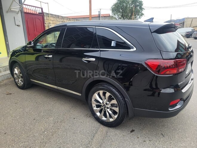 Kia Sorento 2018, 130,244 km - 2.0 l - Quba