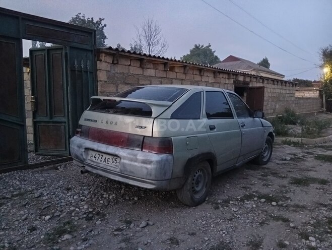LADA (VAZ) 2112 2002, 200,000 km - 1.5 л - Qusar